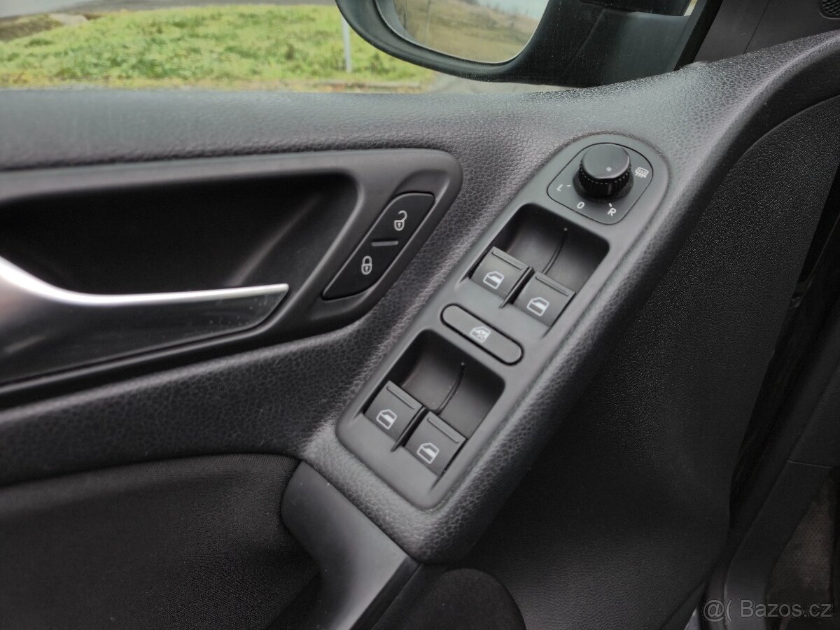 VW Golf 1.6MPi 75kW - Comfortline - 11