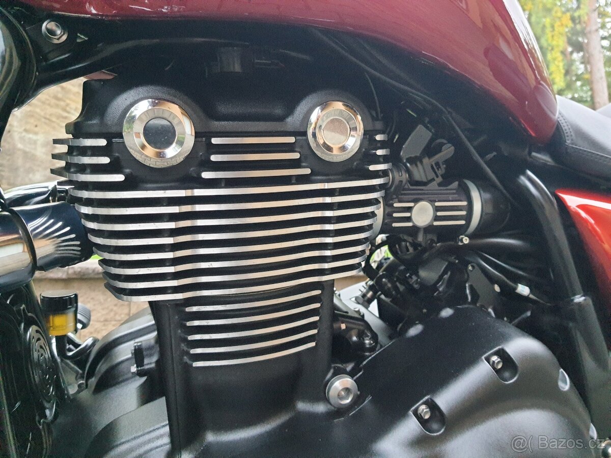 Triumph Thunderbird Storm - ABS 249.900,- Kč - 11
