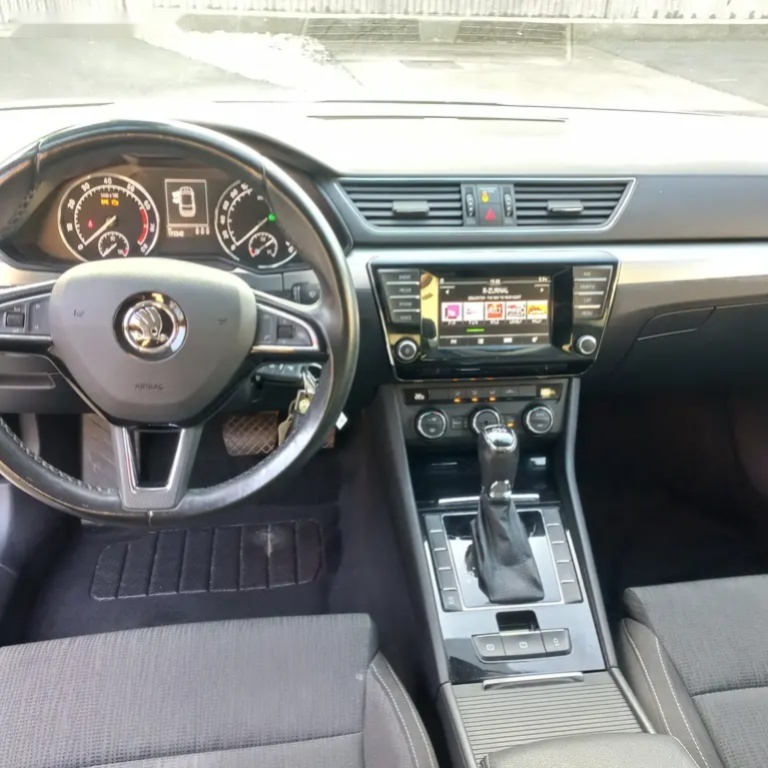 Škoda Superb, 1.4 TSI 150, DSG AMBITION - 11