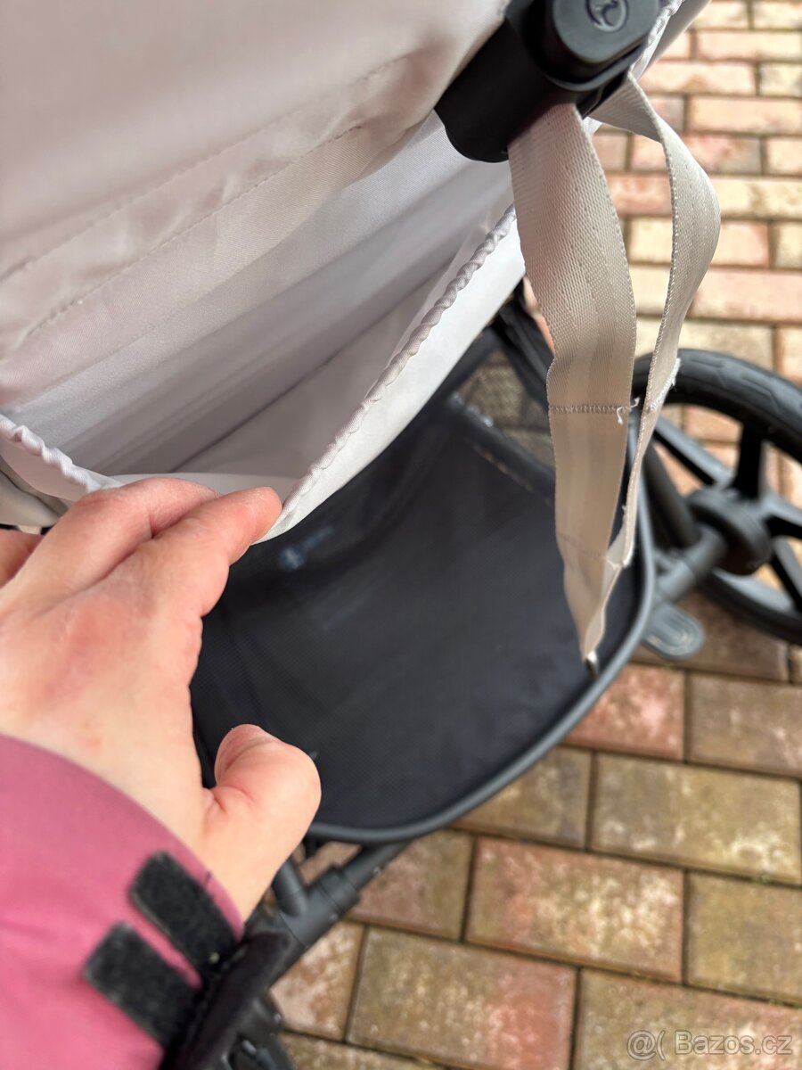 Cybex avi Spin - 11