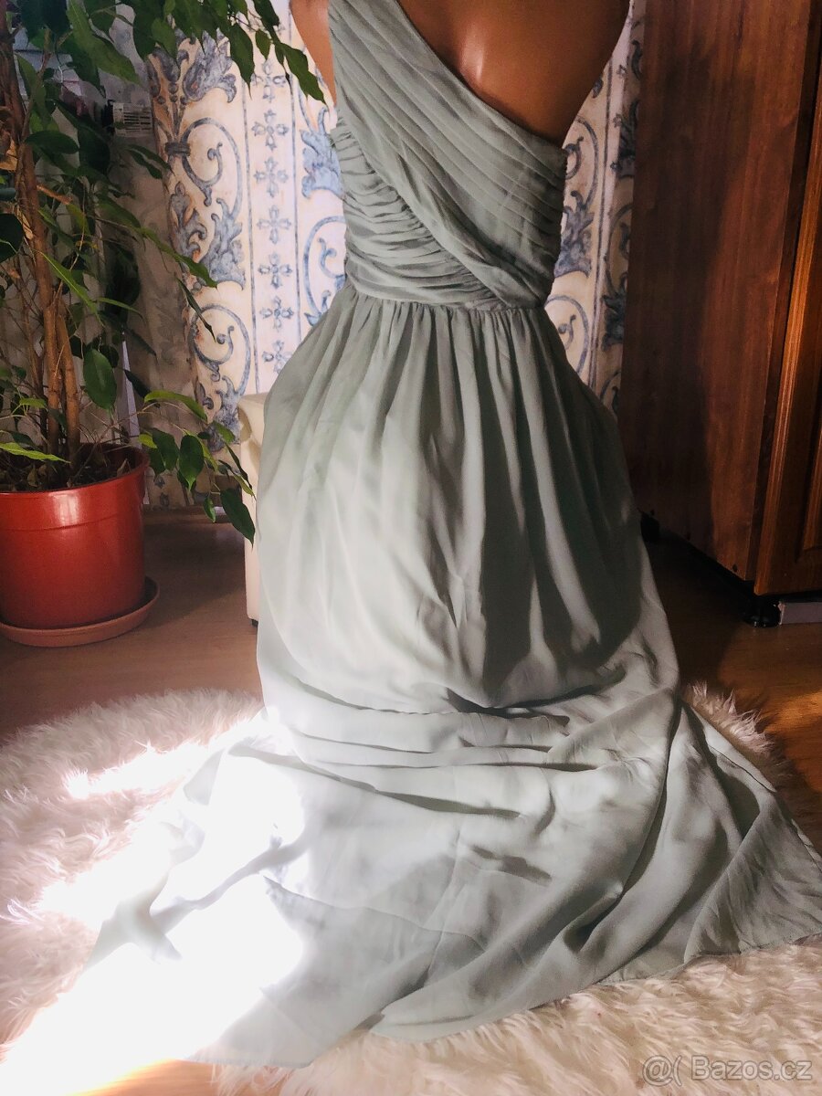 satyH&M # spolecenske# hostnasvatbu# maturitni# plesove - 11