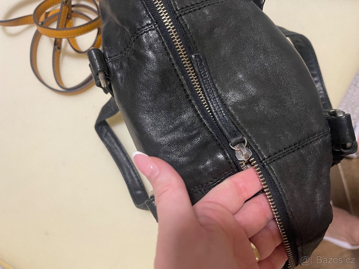 Kožený set( kozačky, sukně, kabelka) - 11