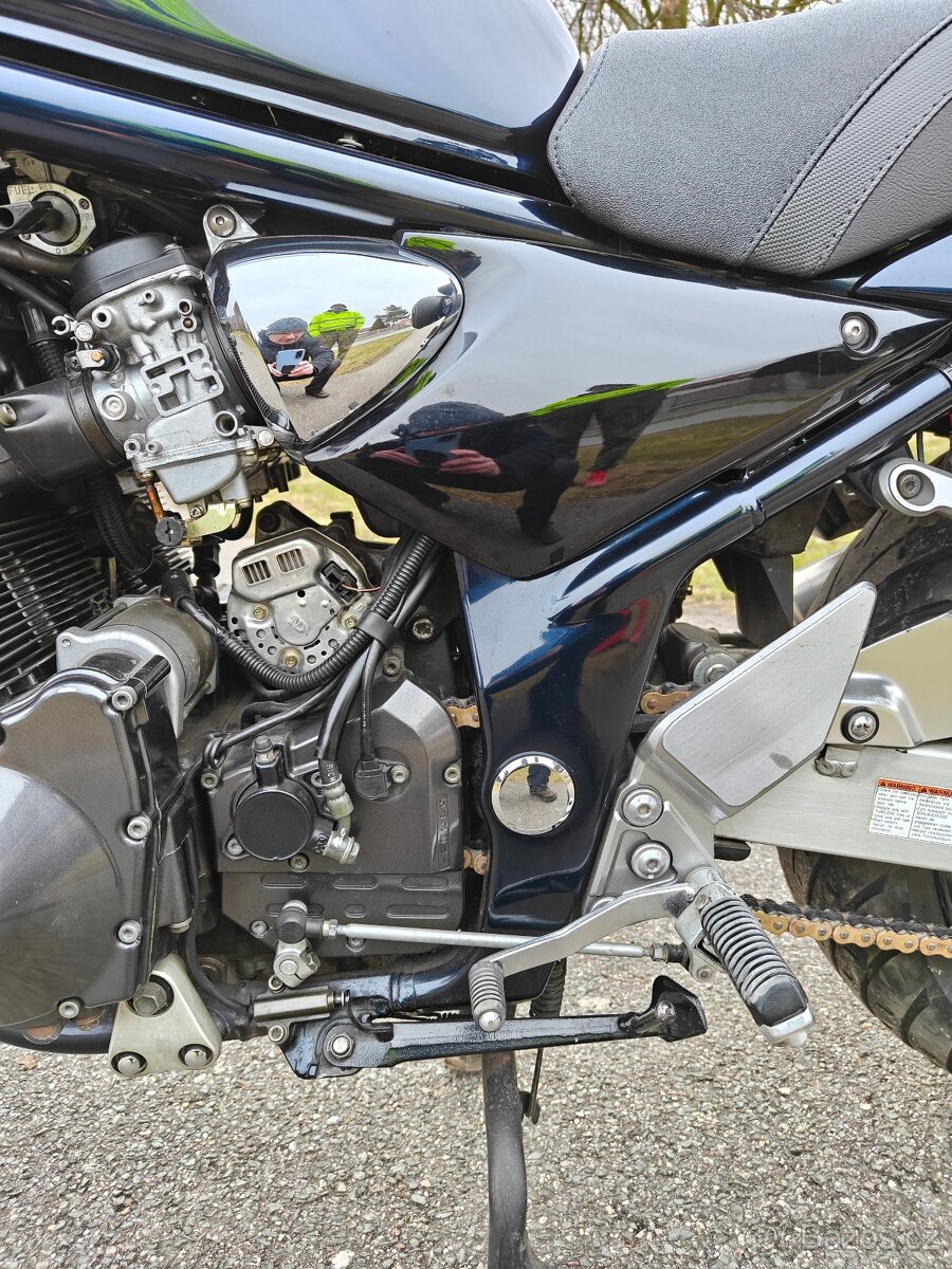 Suzuki GSF1200S Bandit - 11