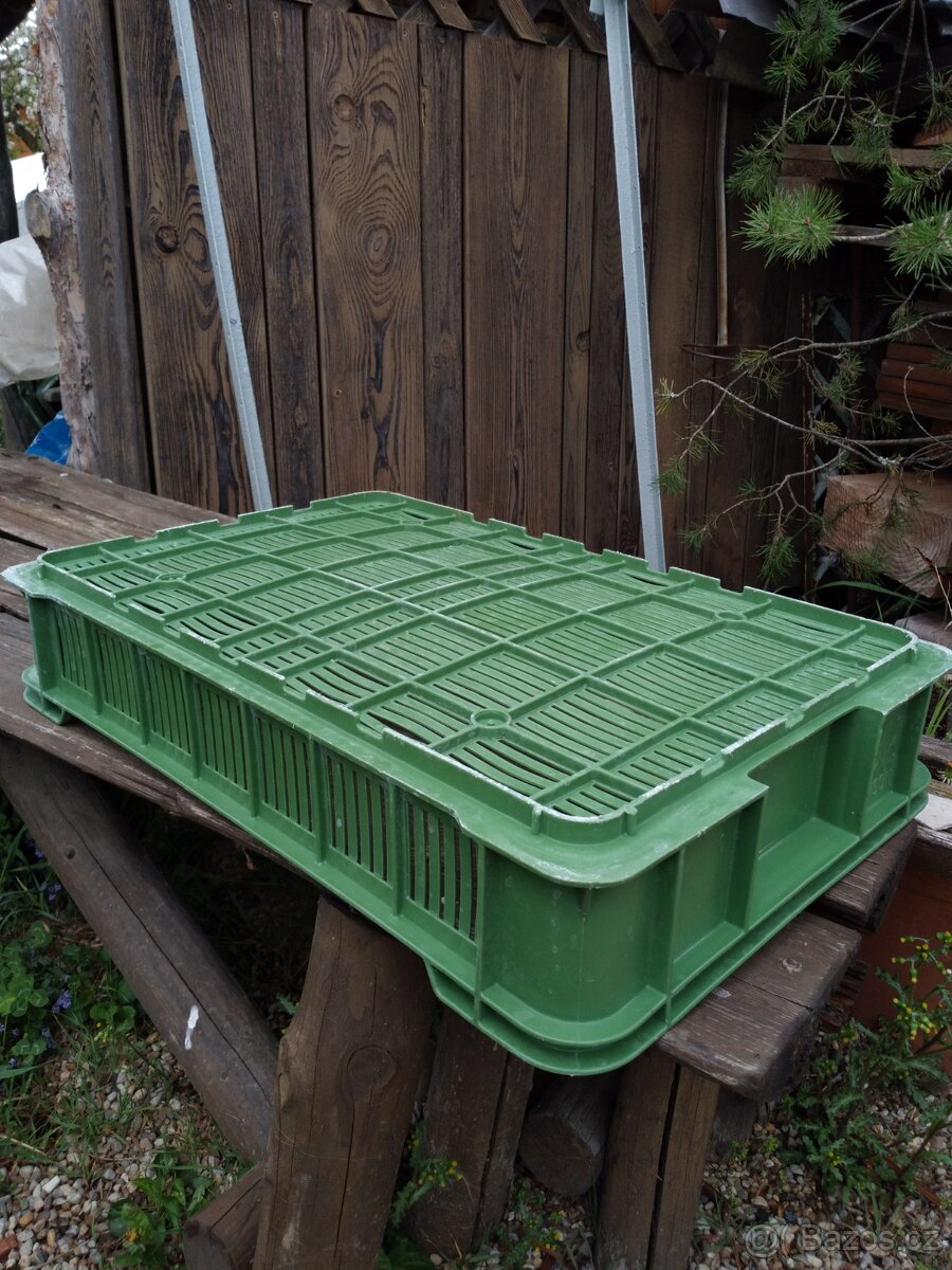Plastové přepravky OZ ,nízké, barvené - 11