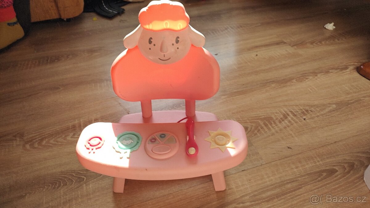 Jídelní židle pro panenky - 11