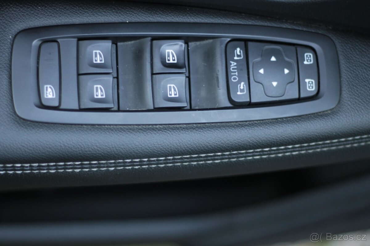 2017 Renault grand scenic 7 míst - 11