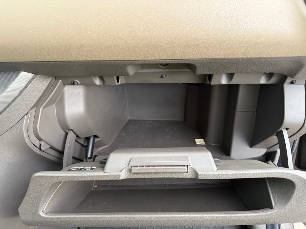 Prodej Nissan Note 1,6 A/T - 11