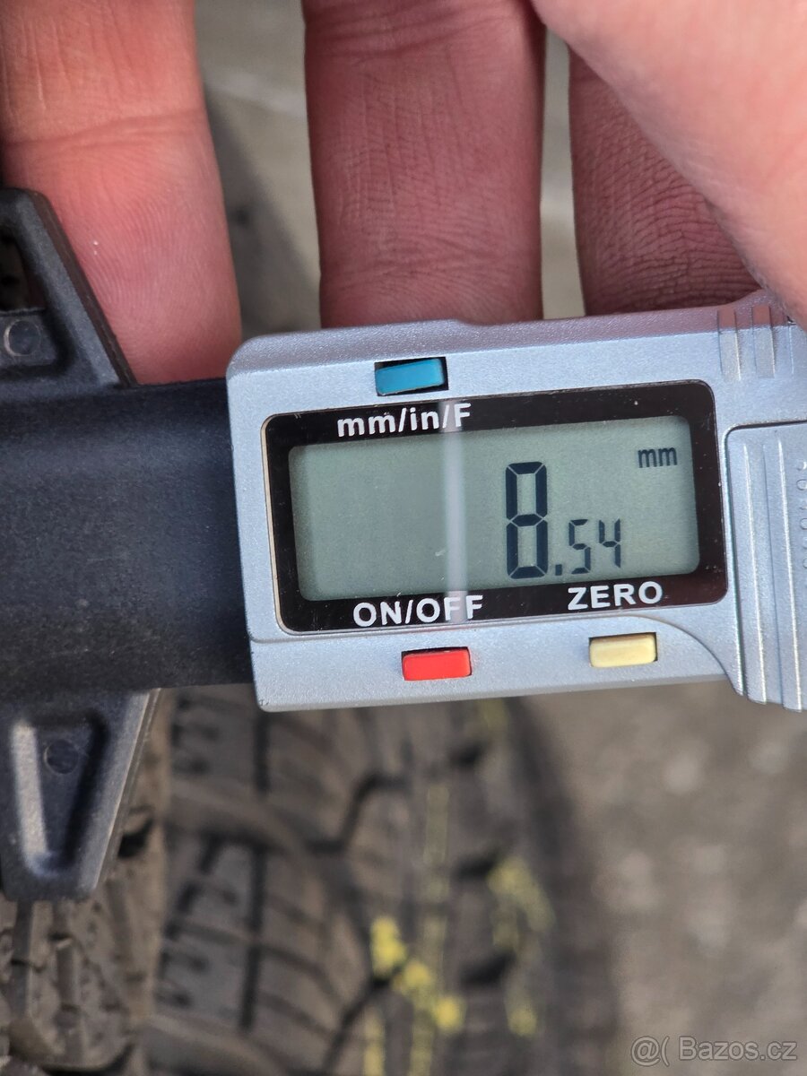 185/60 R15 Zimní kola Škoda Fabia III Antracit 5x100 - 11