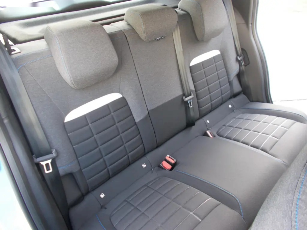 Citroën C3, PLUS TURBO 100 - 11