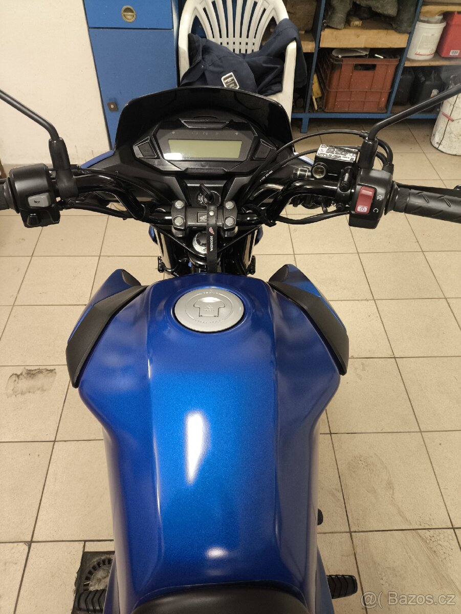 Honda CB 125f 2024 - 11