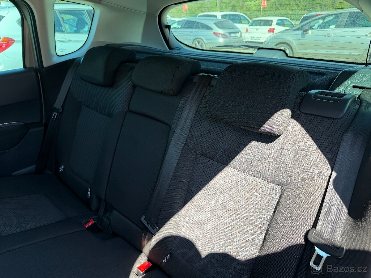 Peugeot 3008 1.6i 16V - 11