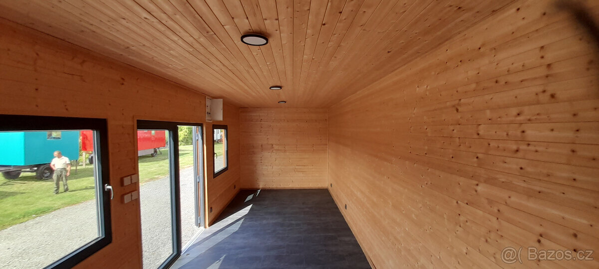 Prodám Tento Tinny-Maringotka Délka 8 metru - 11