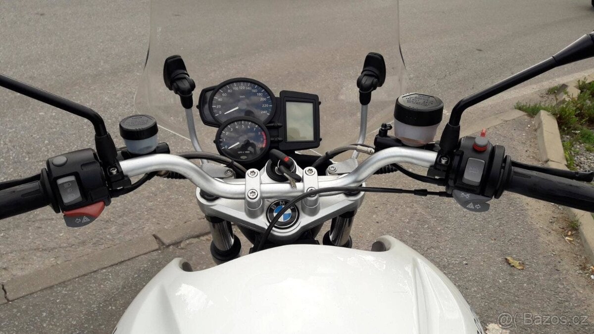 BMW R 1200 R - 11