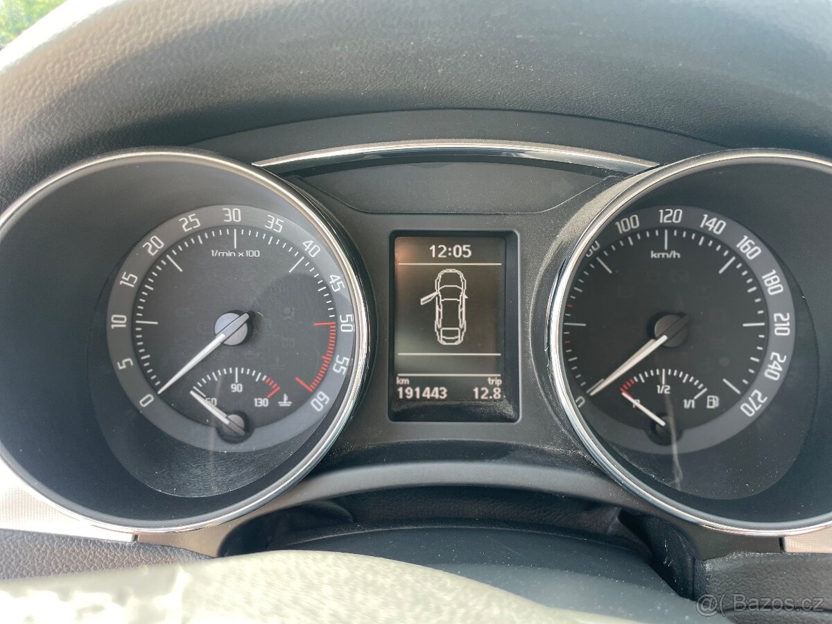 Škoda Superb 2 combi 2.0 tdi 103 Kw rv. 2013 - 11