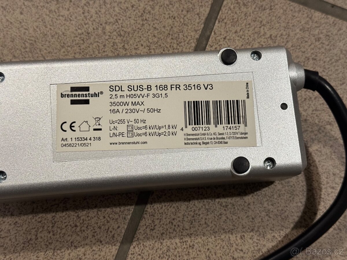 BRENNENSTUHL Super Solid – 8 zásuvek, 2,5 m TOP STAV - 11