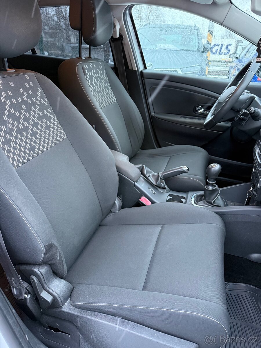 Renault Mégane 1.5 Dci keyless, servis, nová STK - 11