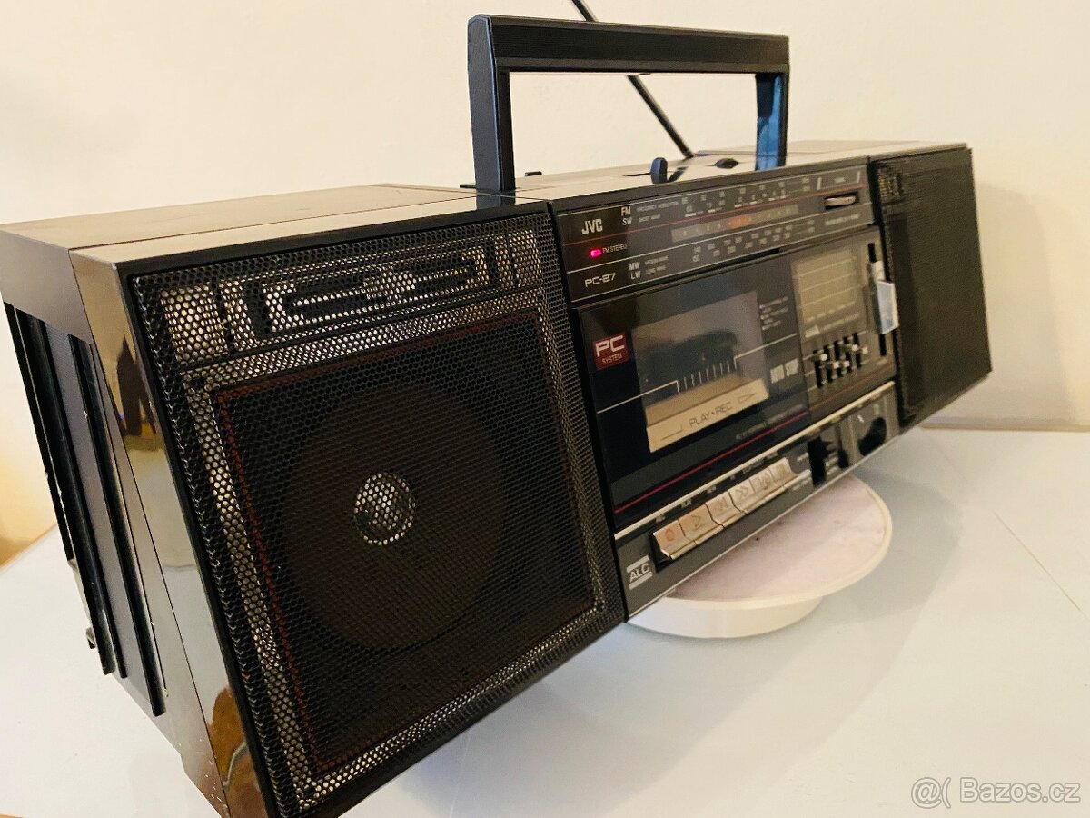 Radiomagnetofon JVC PC 27, rok 1987 - 11