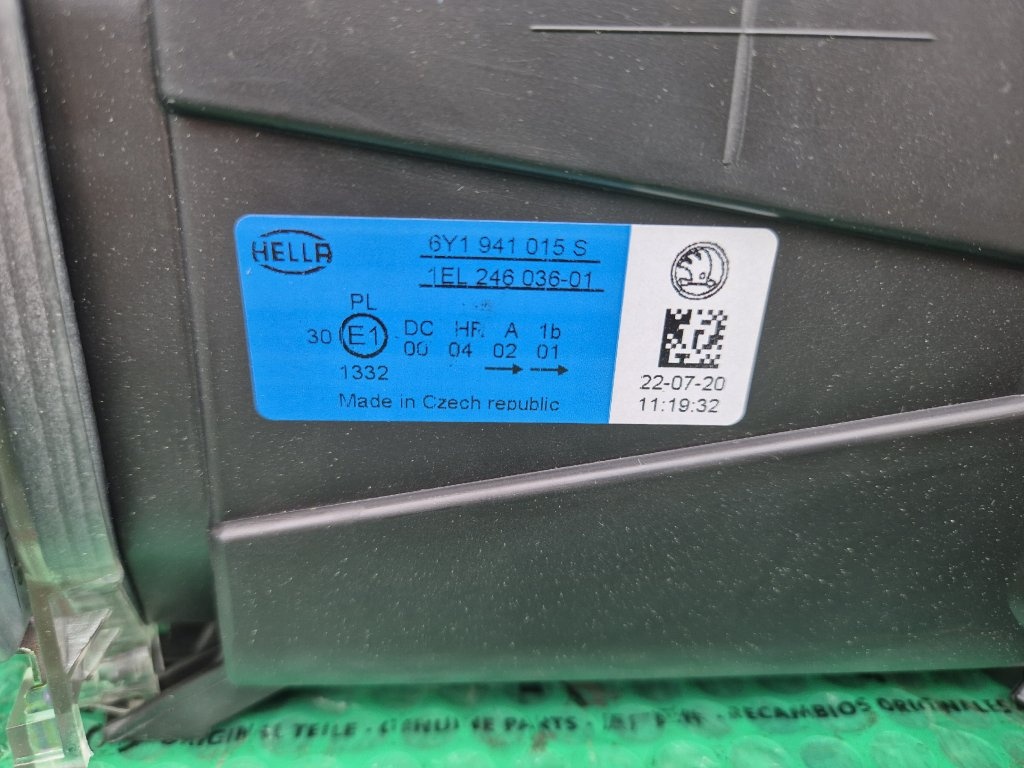 Škoda Fabia I kompletní xenonový světlomet - 11