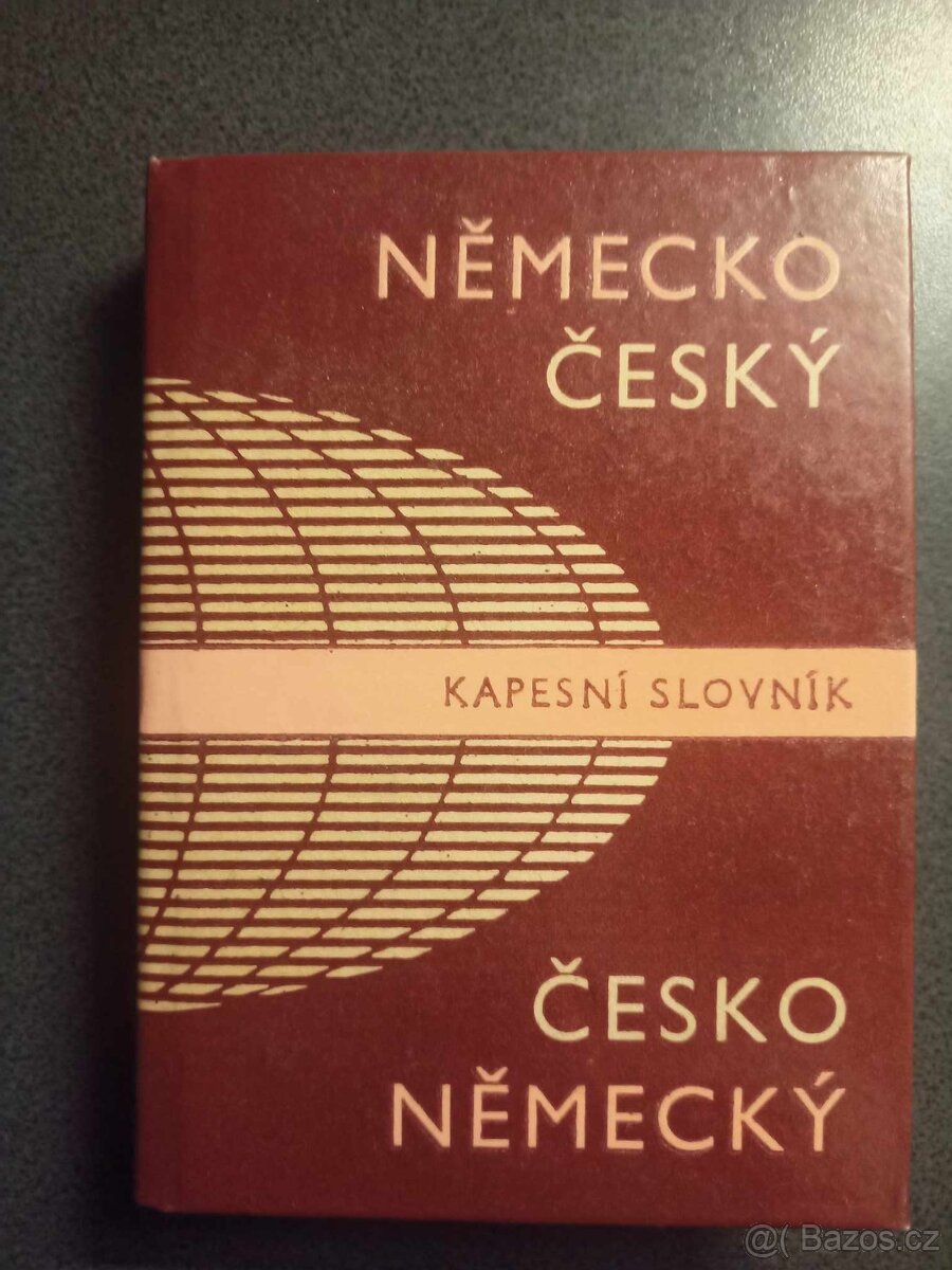 Různé učebnice, slovníky aj. - 11