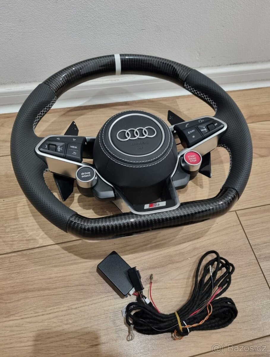 AUDI R8 VOLANT SPORTOVY - START/STOP DRIVE SELECT - 11