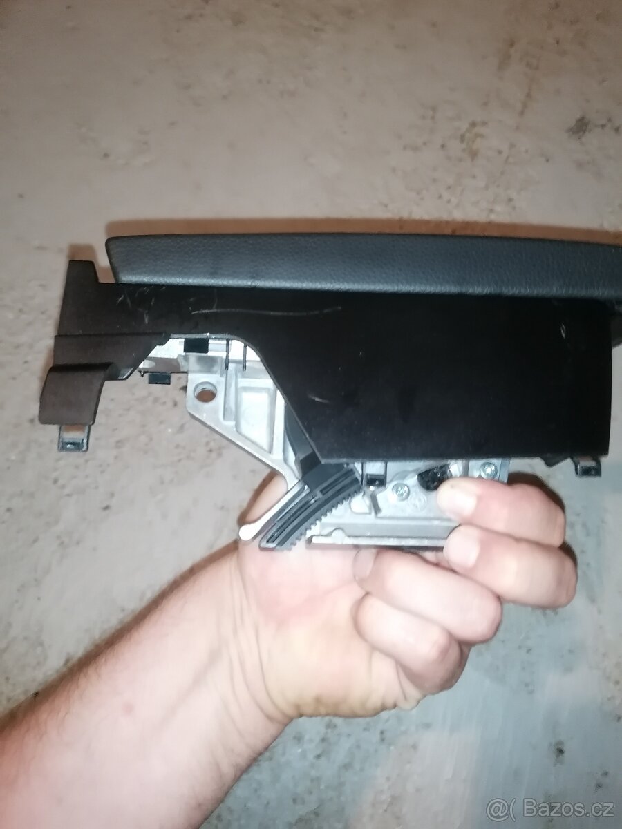 Bmw e61 Interier, blatnik, a nake zbytky - 11