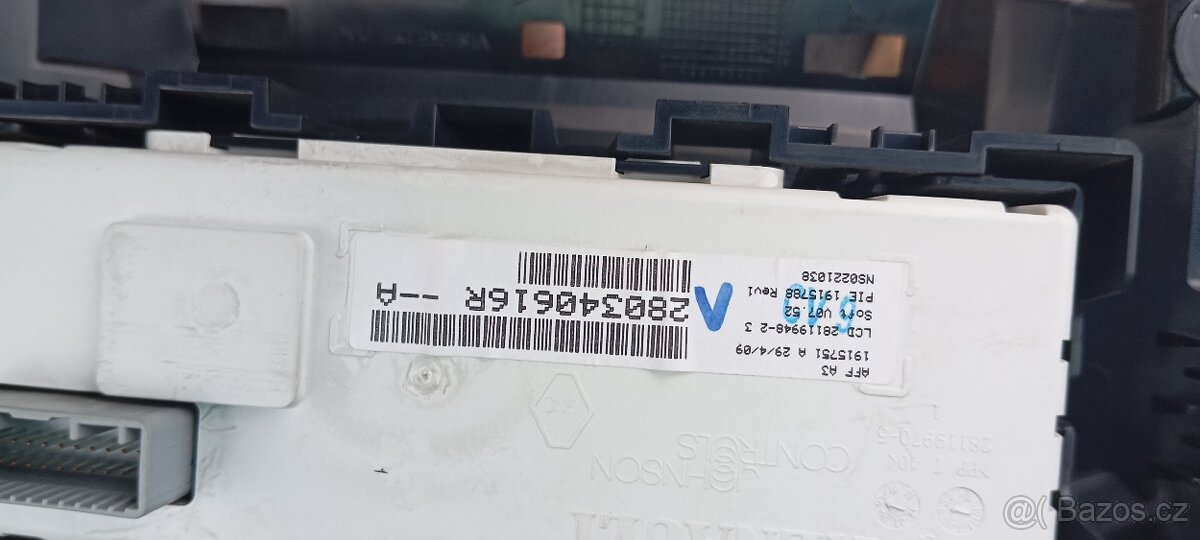 Renault Laguna 3 palubní deska a další díly - 11