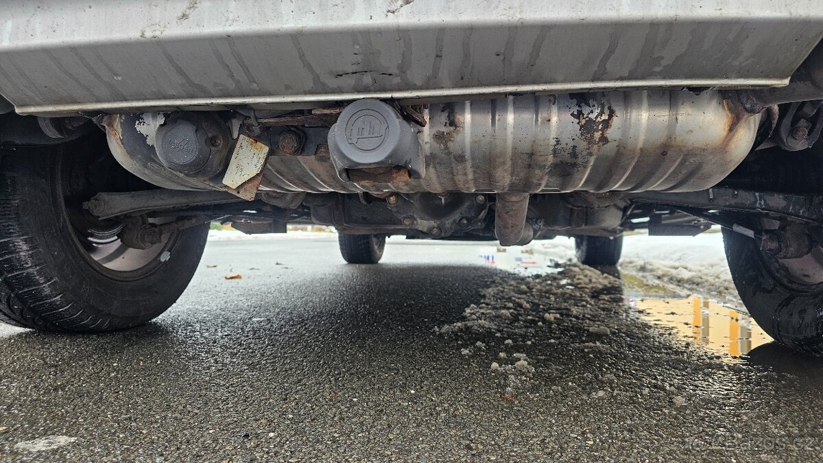 SUV SPORTAGE 4x4 103kW, odpočet DPH - 11