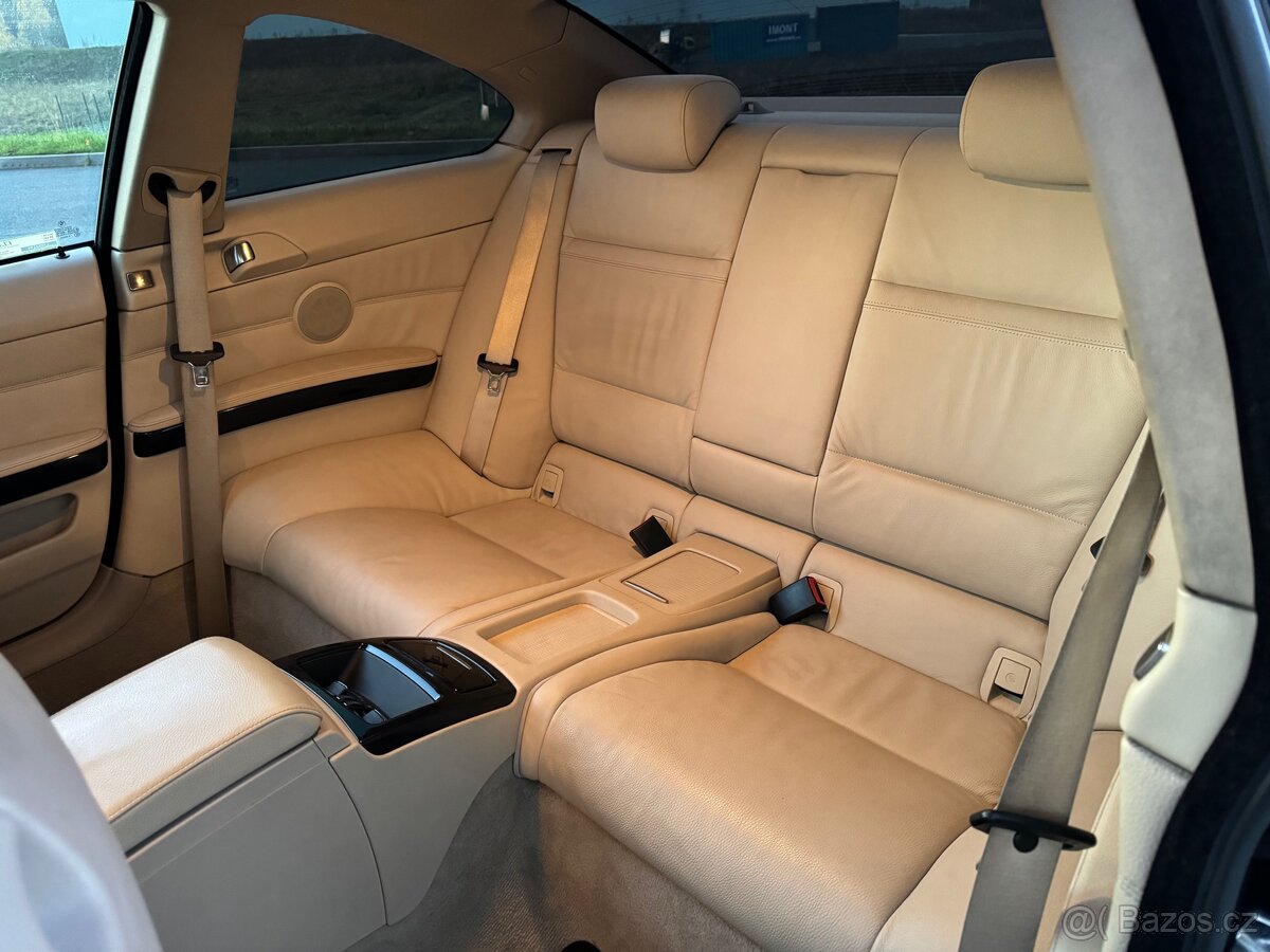 BMW E92 335i Manuál - 11