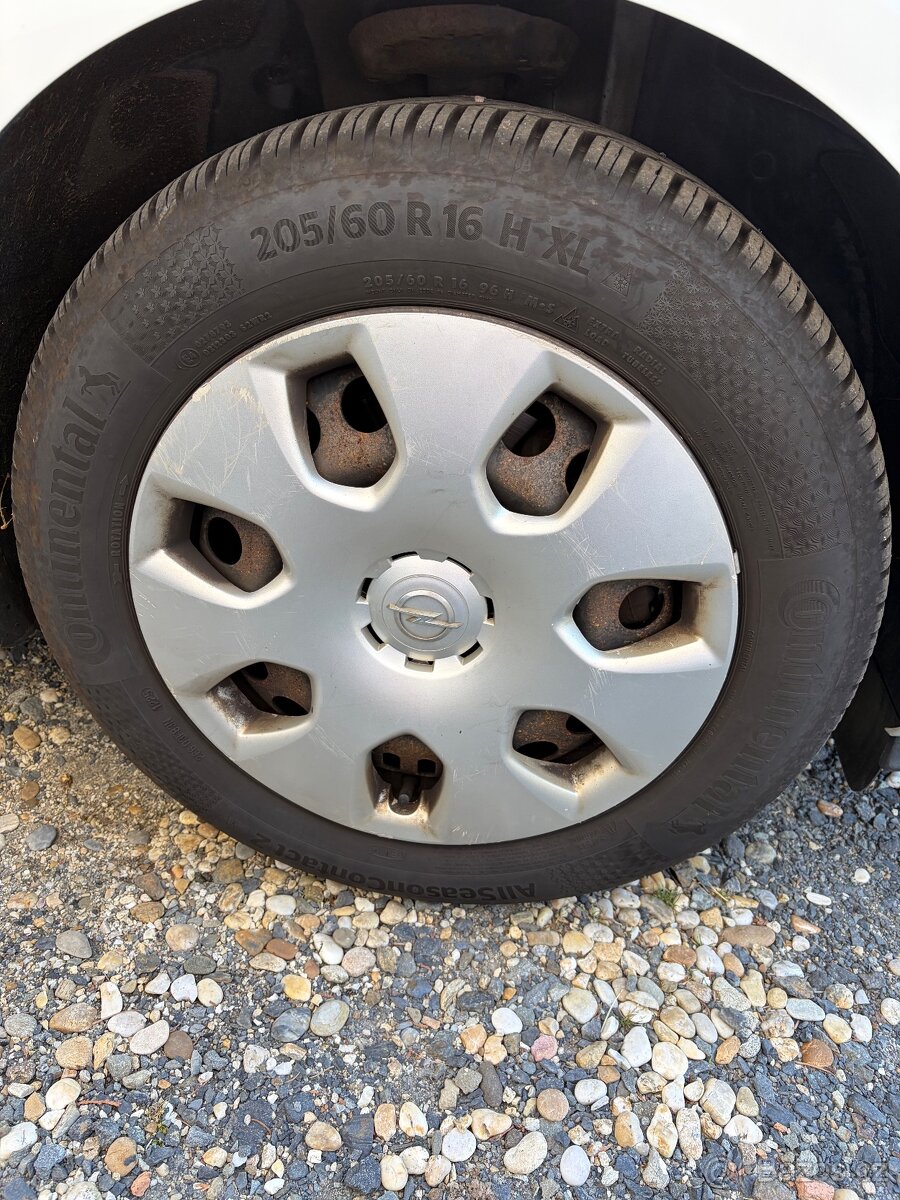 Opel Astra 2.0 CDTI automat - 11