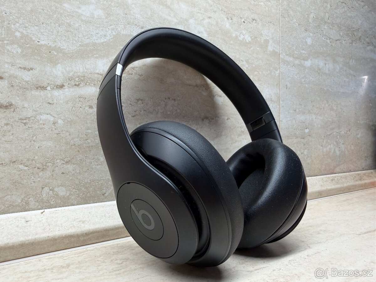 Beats Studio Pro Black - 11