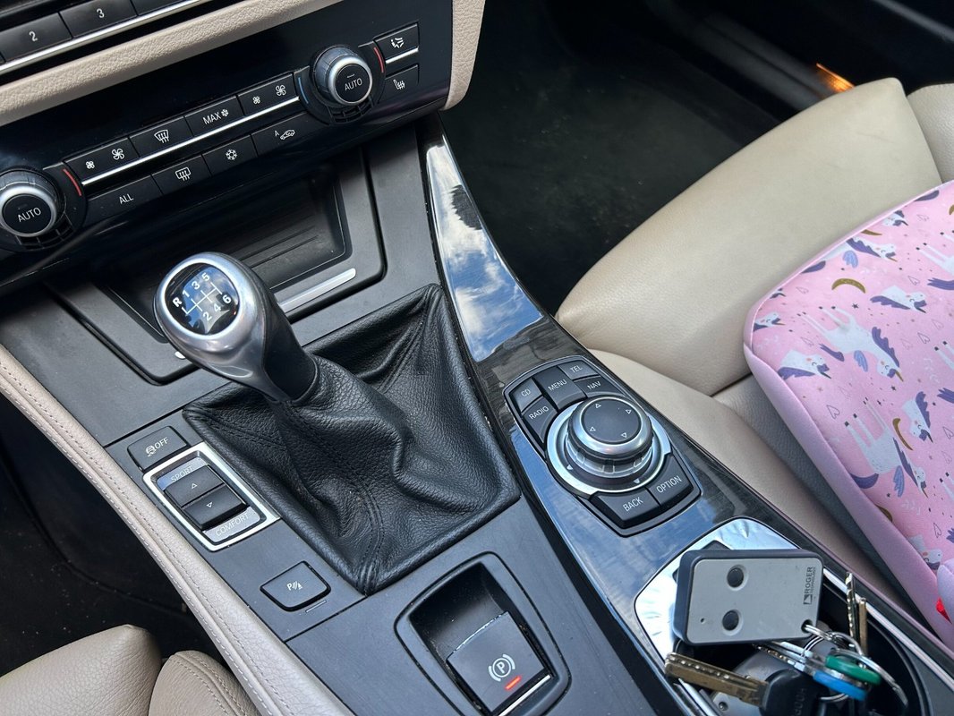 BMW F11 525 D Nehavarováno Nelakováno - 11