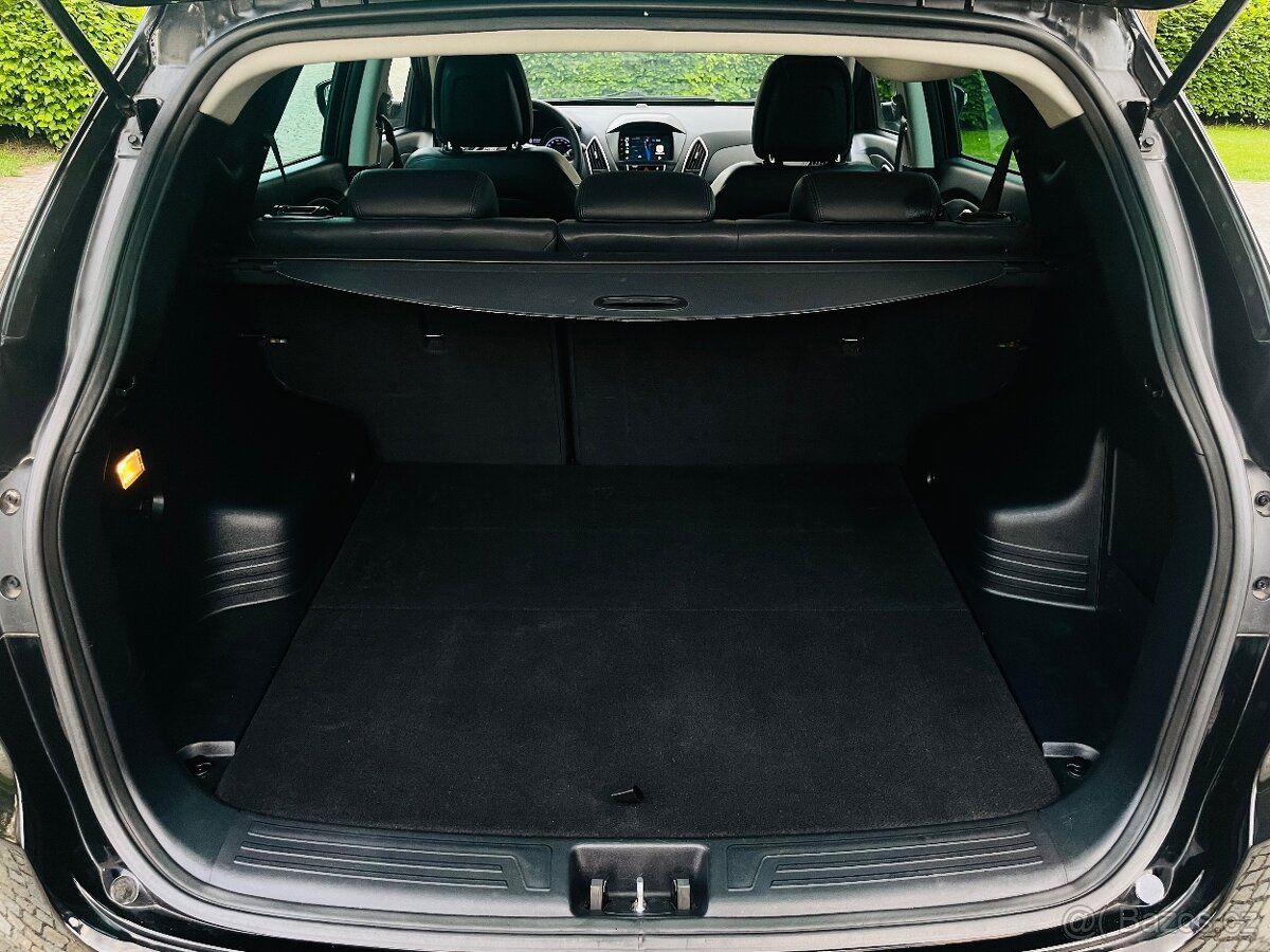 Hyundai ix35 2.0i BENZIN AUTOMAT VYHŘEV SERVISKA - 11