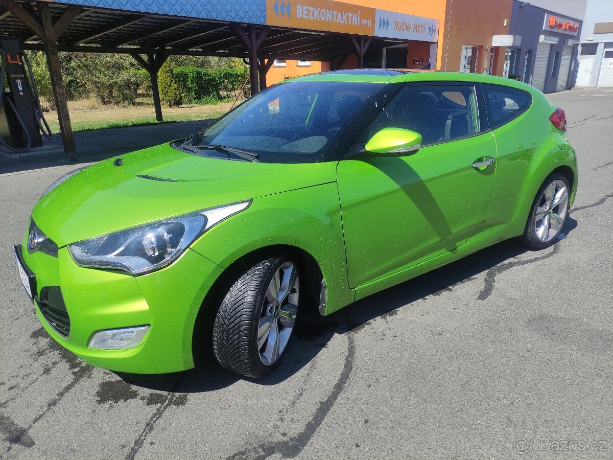 Hyundai Veloster 1.6 103kw benzín - 11