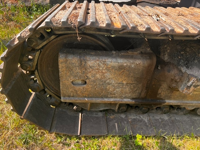 JCB 330 - 11