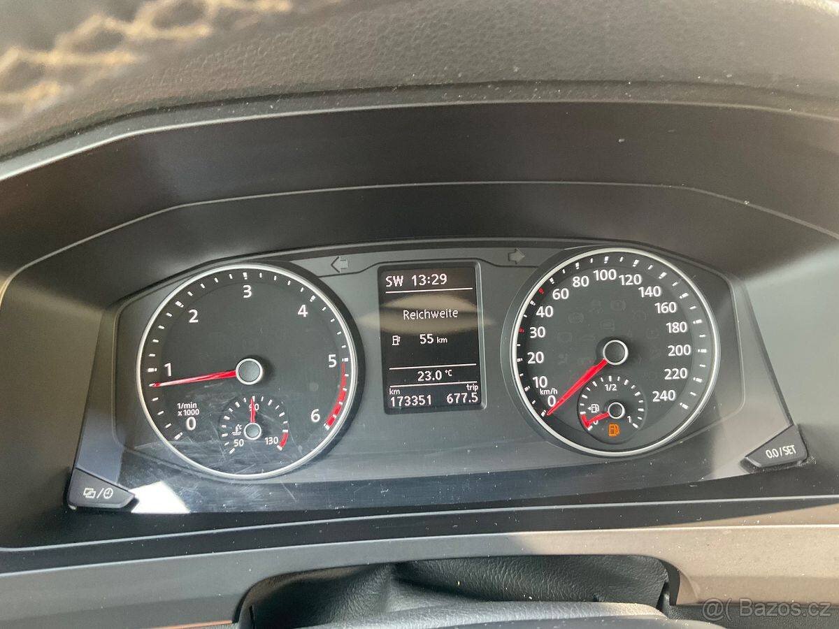 Multivan T6 2.0TDI 110kW,Tažné,Serviska,Kamera,Webasto. - 11