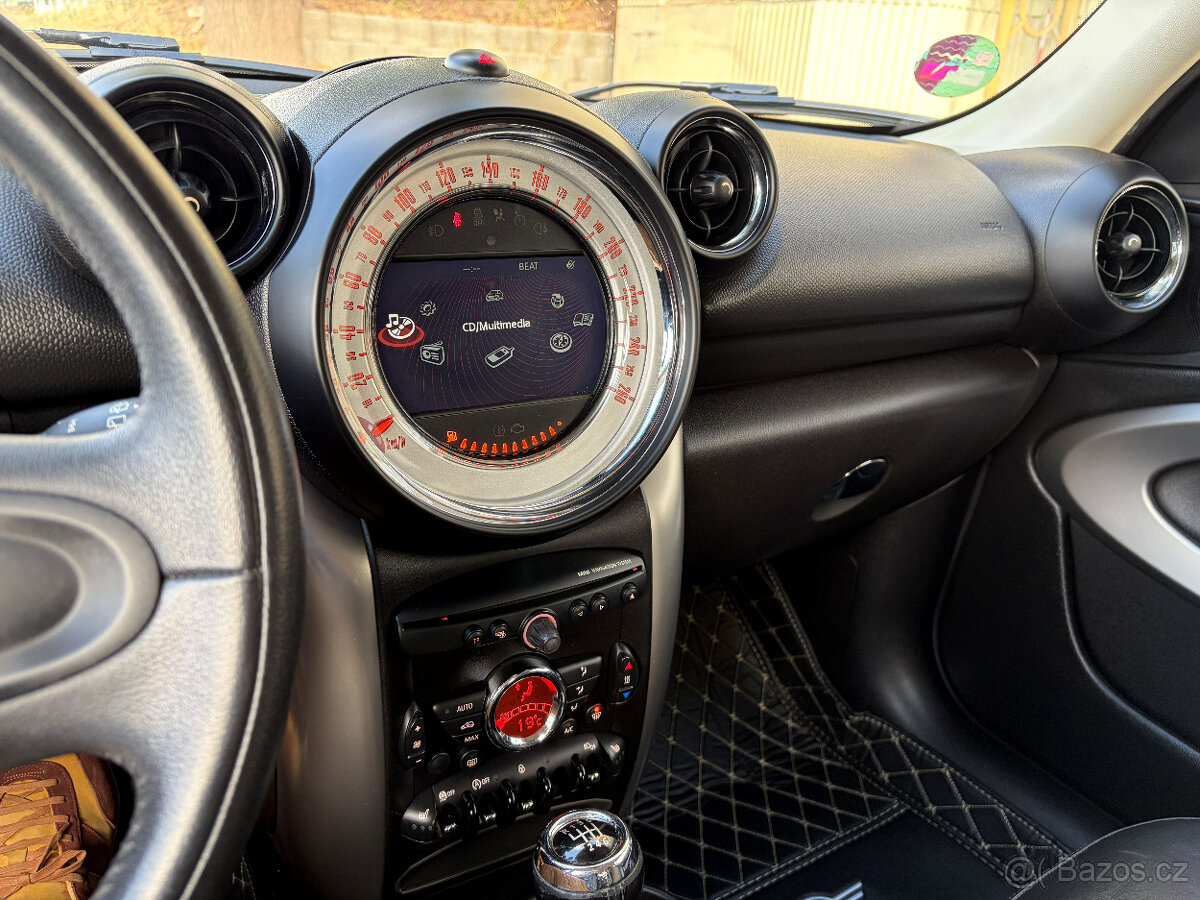 MINI PACEMAN 1.6D 82 kW - 11