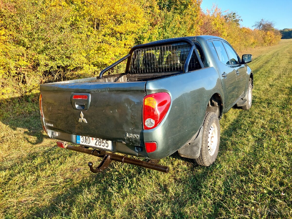 Mitsubishi L200 pick up - 11