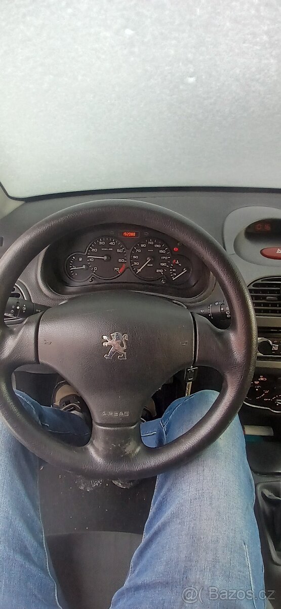 Peugeot 206 - 11