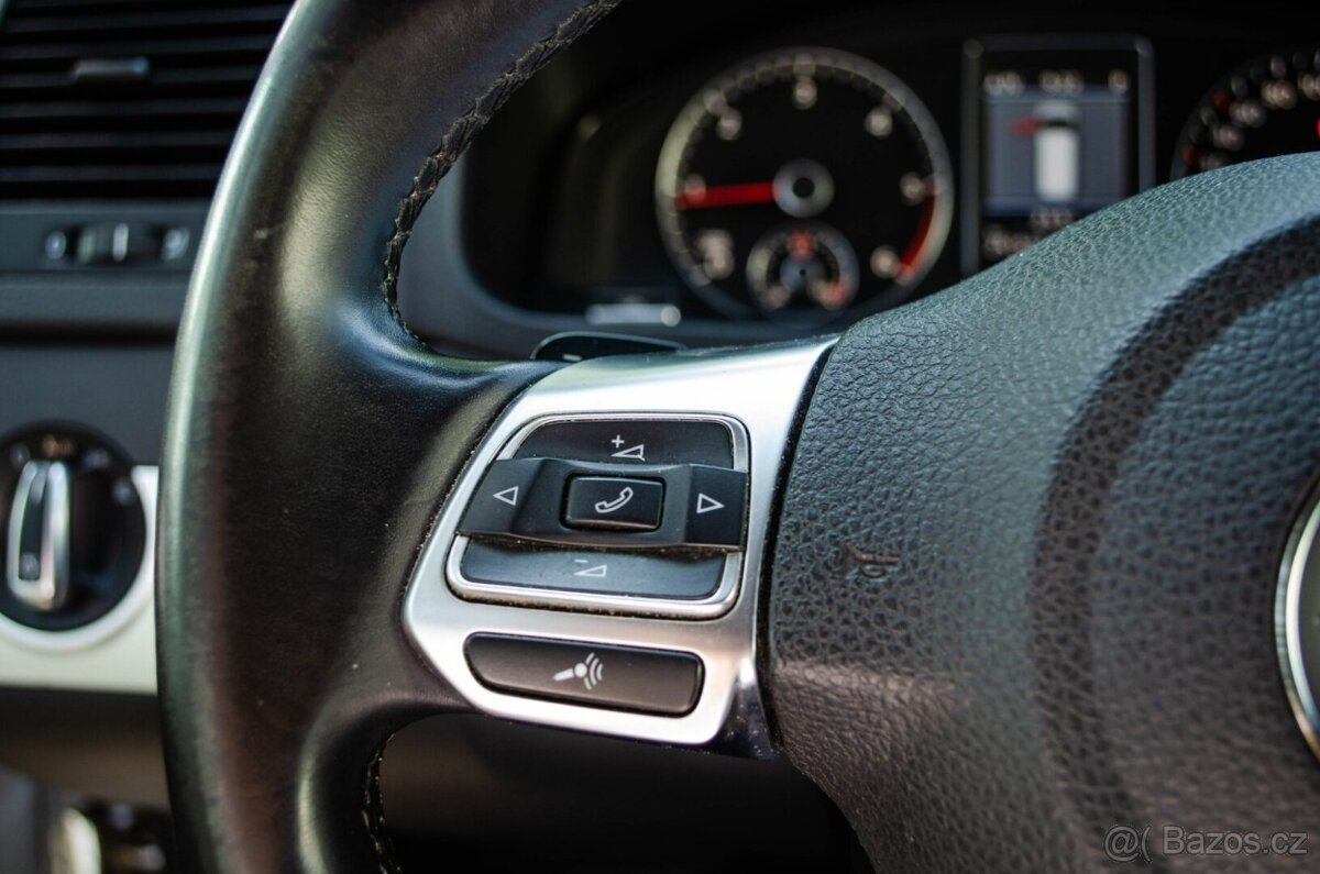 Volkswagen T5 Multivan 2.0 TDi DSG - 11