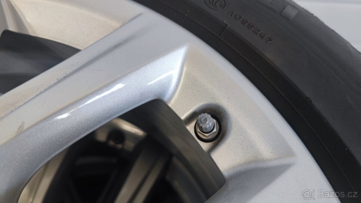 BMW X1 X2 F48 F49 R17 zimni pneu 205/60/17 - 11