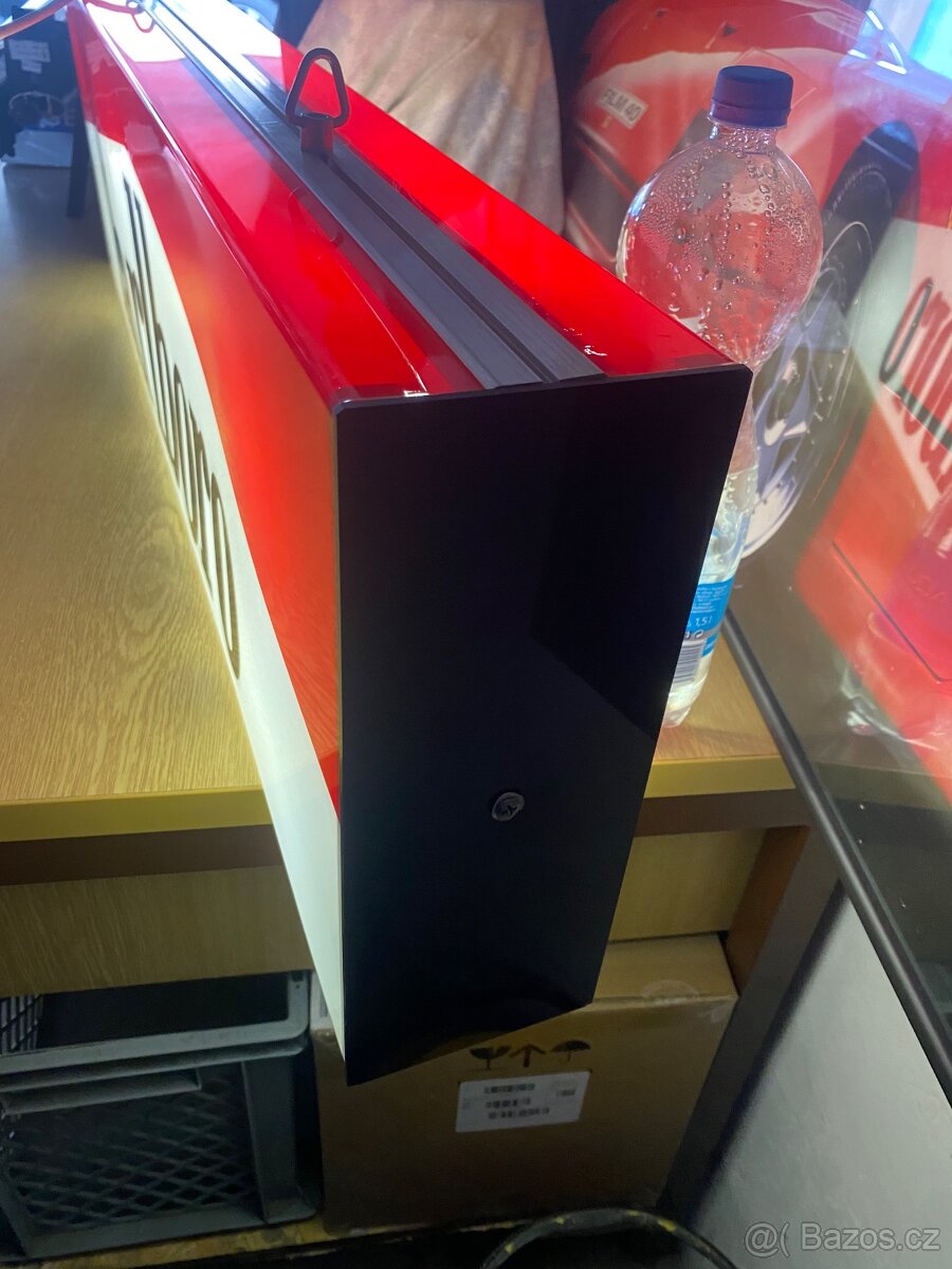 Světelná reklama Marlboro - 11