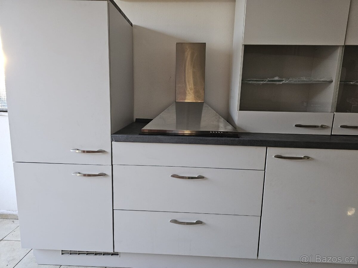 Kompletní kuchyně NOBILIA GREY MATT vč. spotřebičů - 11