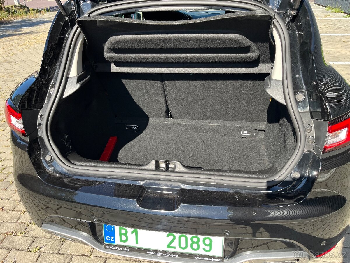 Renault Clio IV RS Trophy 1.6TCe 162kW PDC 2017 - 11