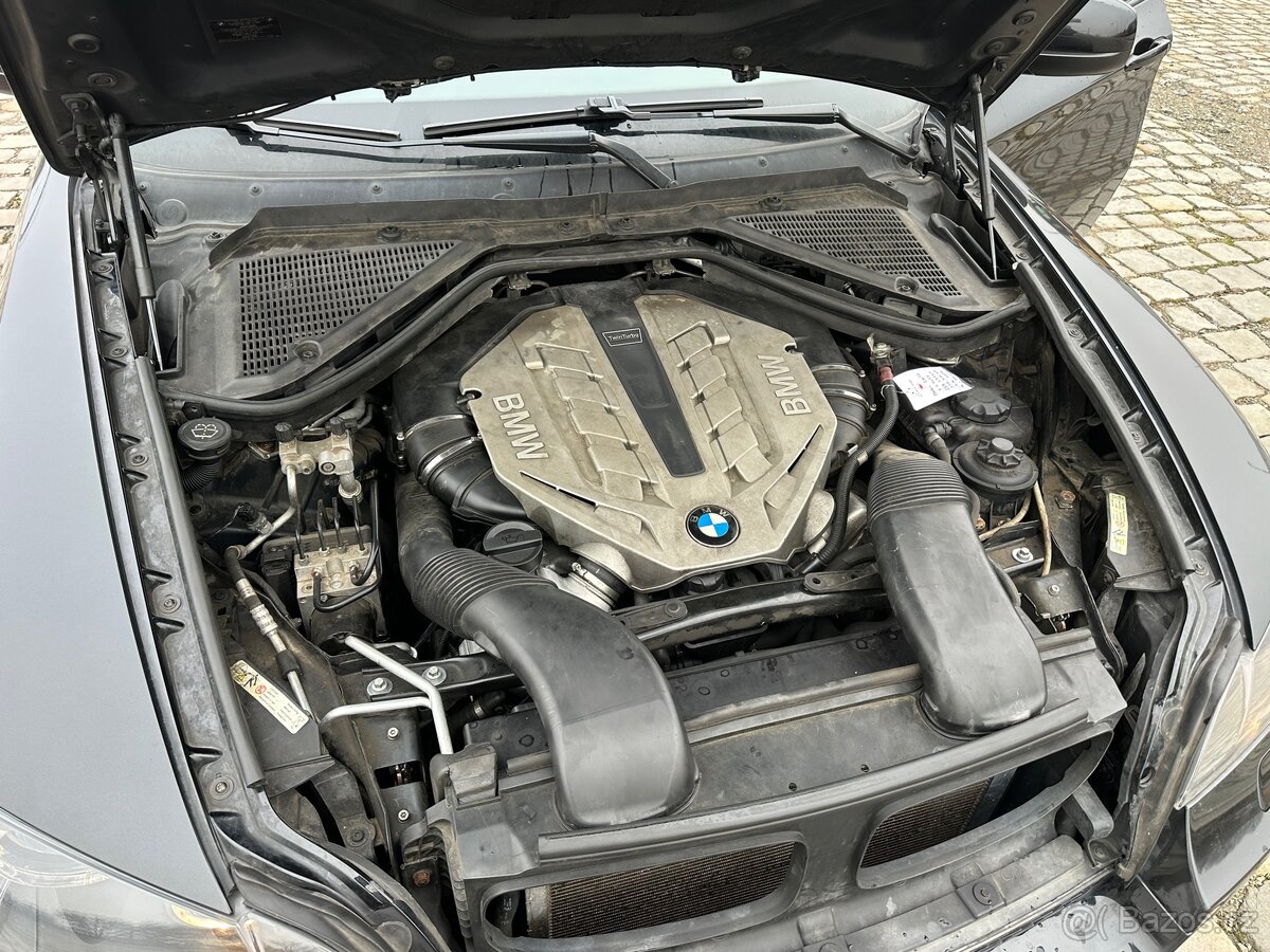 BMW E71 X6 5.0iX - 11