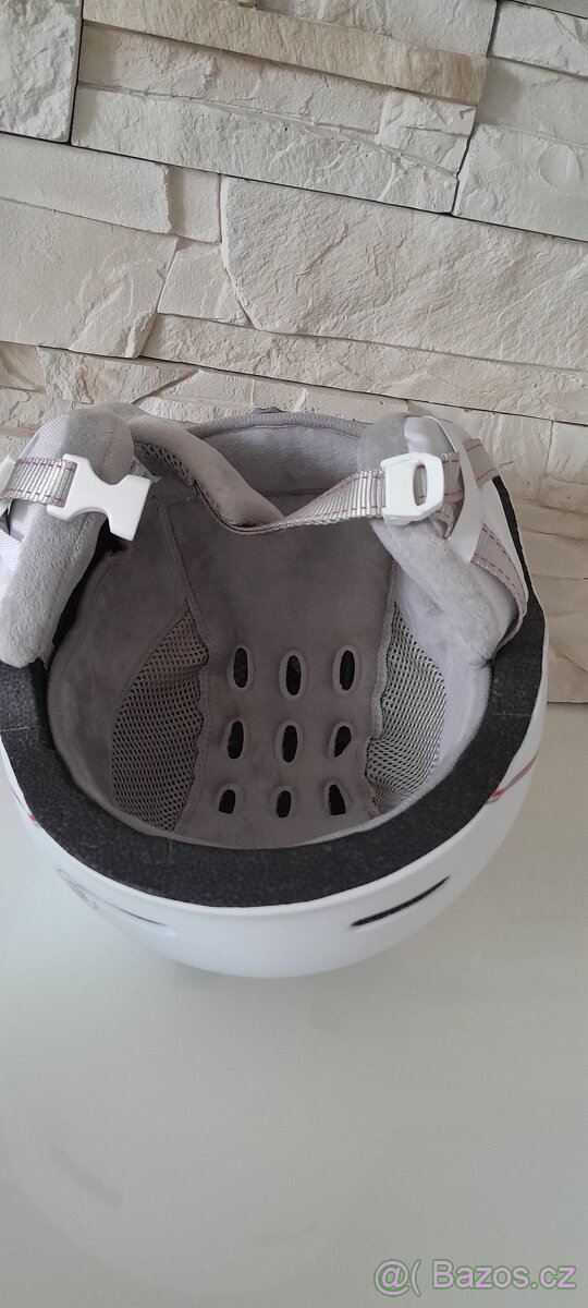 Lyžařská helma + lyže - 11