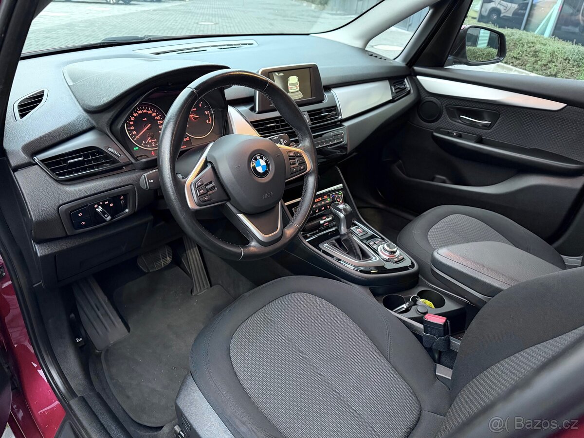 BMW 218d Active Tourer / 110 kw / automat - 11