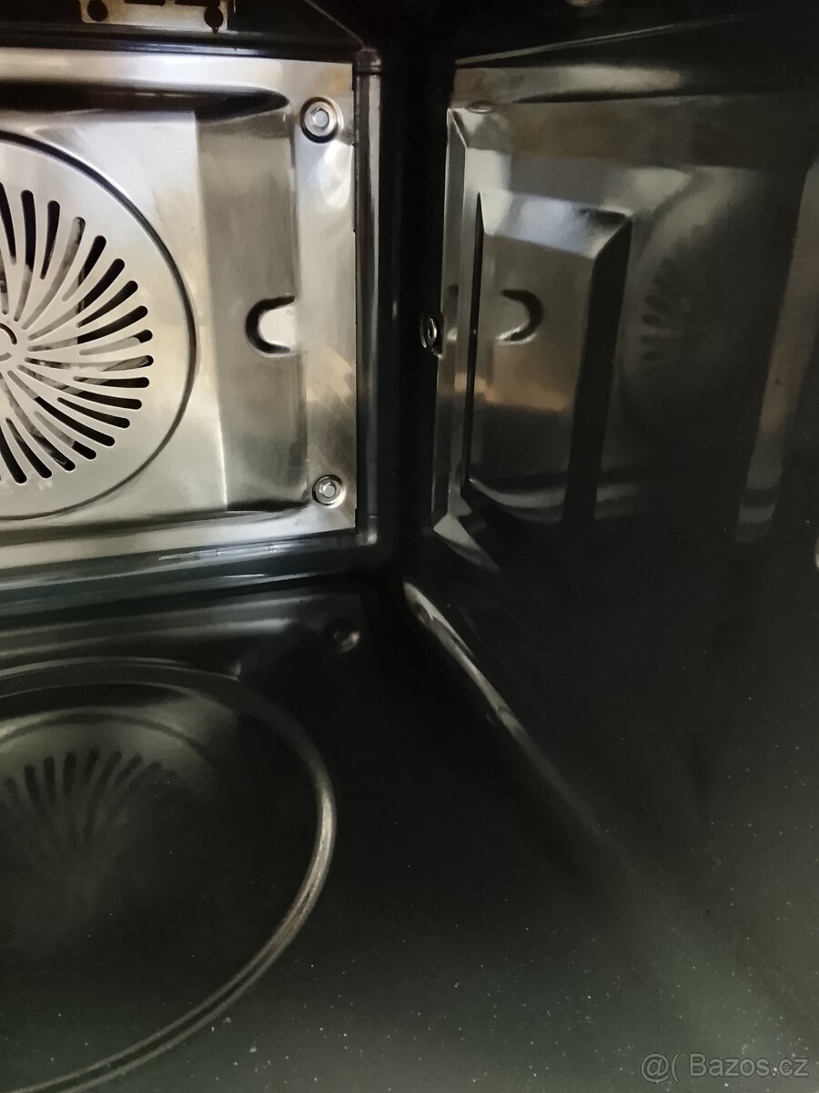 Vestavná trouba AEG - 11