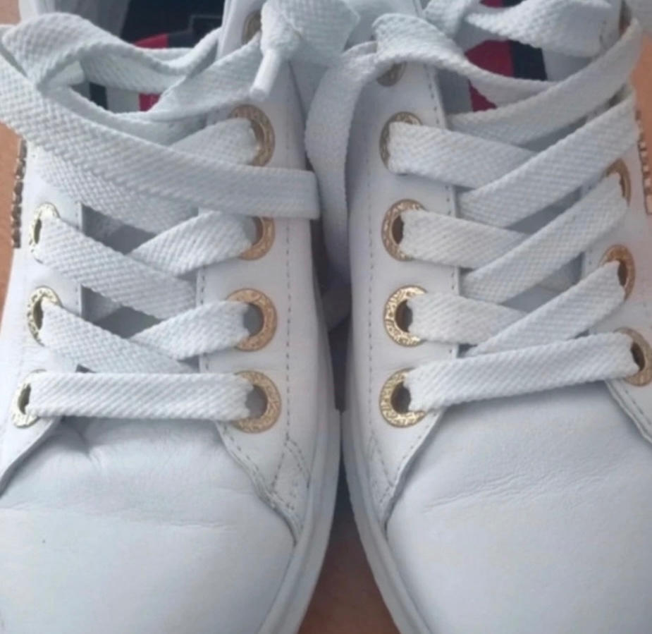 Kožené tenisky Tommy Hilfiger - 11