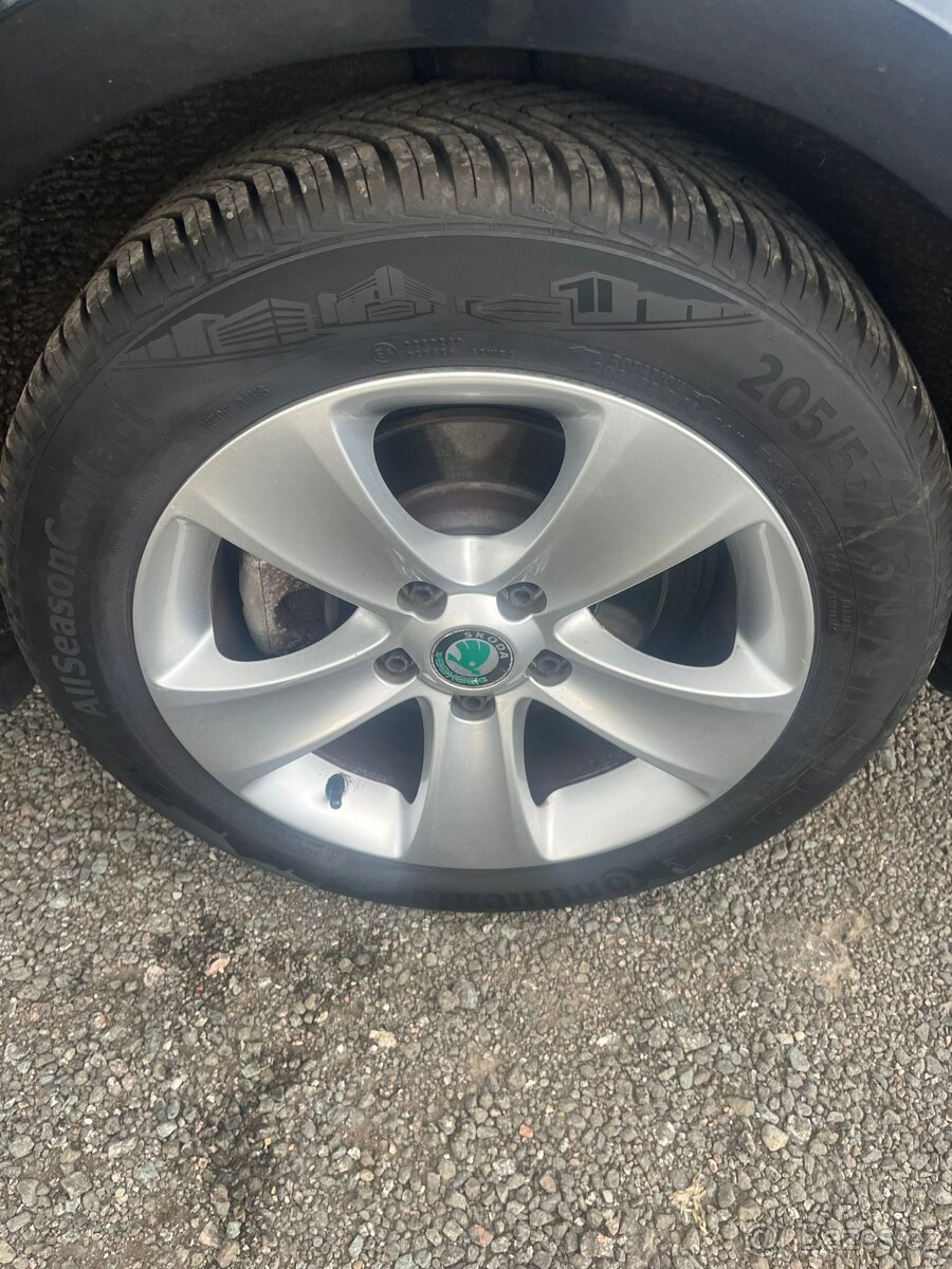 Škoda Superb 2.0 TDi 103kw 252xxx DE- top - 11