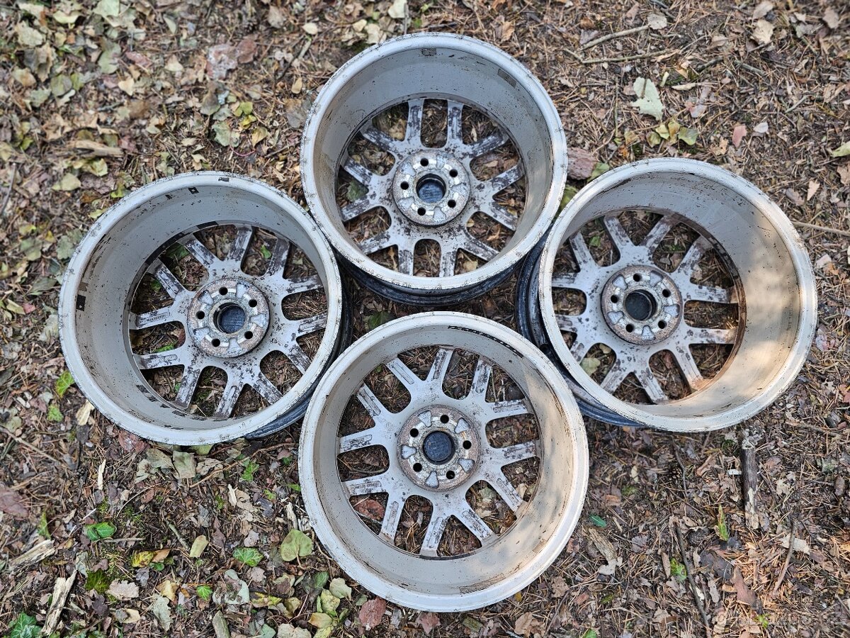 Sada originálních Alu disků - VW MONTREAL II R16 - 11